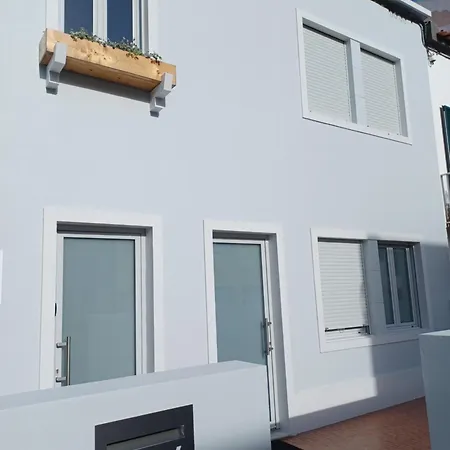 Διαμέρισμα Ti Maria Blue House Πόντα Ντελγκάντα